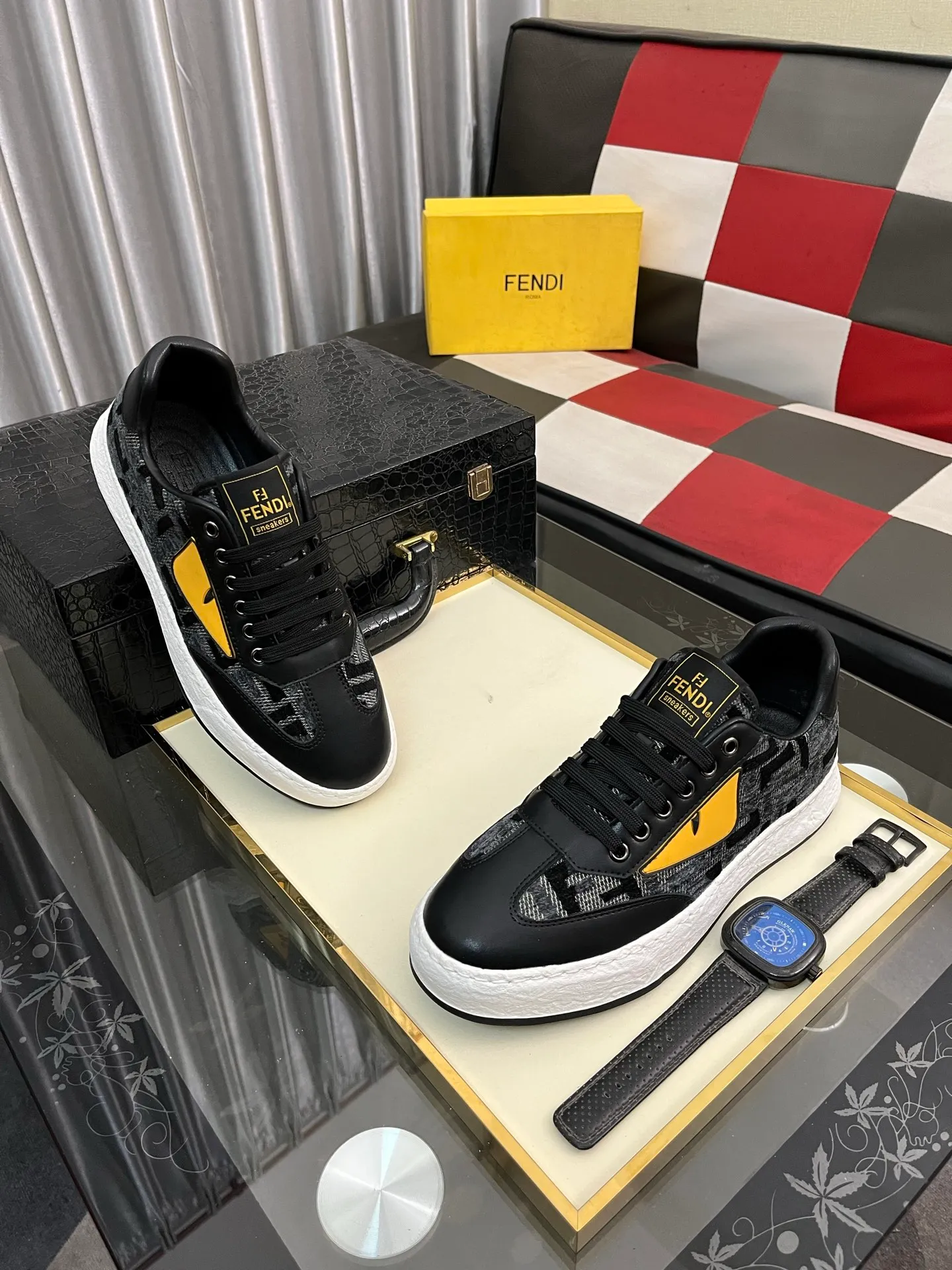 Men's shoes 💰420⌚️⌚️FENDI "Fendi" P480 Regular size: 38-44 (casual shoes) Product materials: Selected cowhide upper, soft sheepskin lining; original outsole. 4️⃣colors available